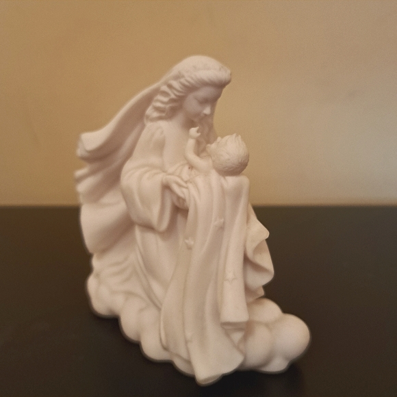 Prince of Peace Mother and Child,...Millenium collection by Roman Art Company - Picture 2 of 5